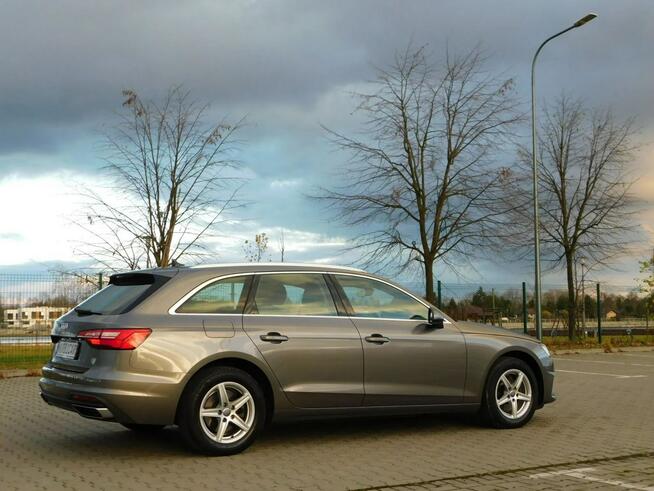 Audi A4 z Gwarancją Bezwypadkowa 100% Model 2021r