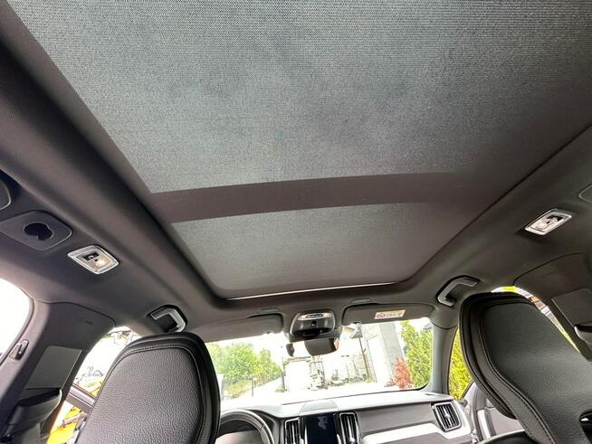 Volvo XC 60 R Design z Gwarancją Model 2020r