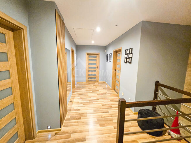 Dom wolnostojący Kielce Zalesie, 6 pokoi, 954 m²