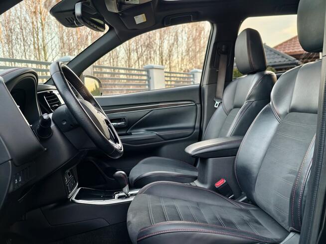 Mitsubishi Outlander 2.4 LIMITED EDITION 7-Osobowy ZAMIANA