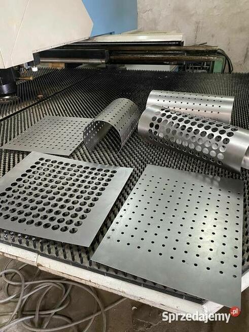 Wytłoczki , wypraski , wykroje , perforacja