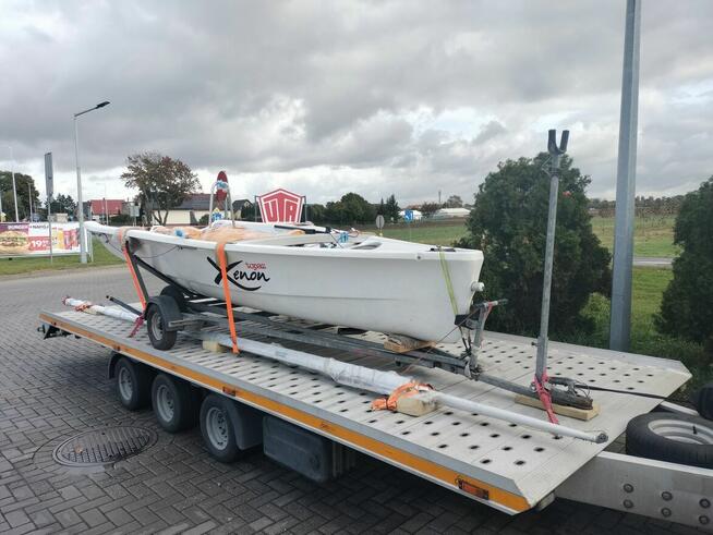 TRANSPORT ŁODZI MOTOROWYCH I JACHTÓW - holowanie przyczep ca