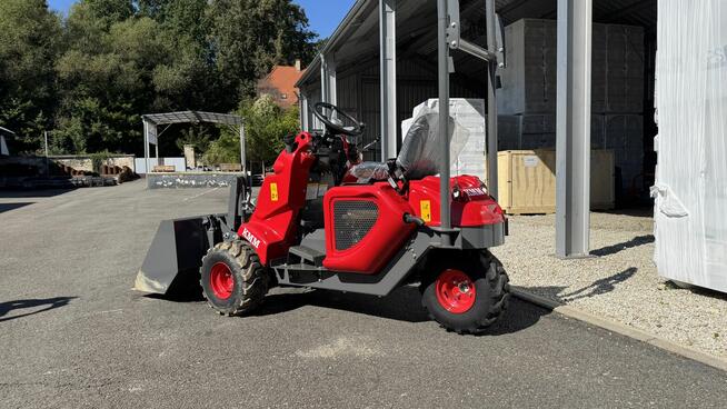 Mini ładowarka KMM 803