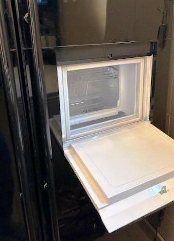 SPRZEDAM Lodówka Samsung RSH5ZLBG Side by Side :