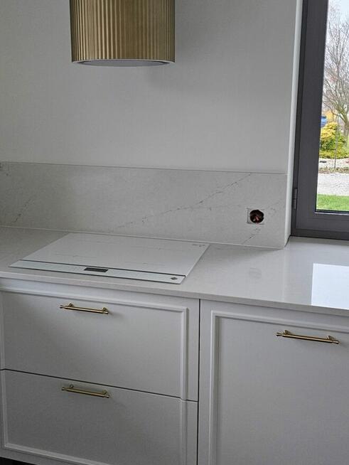 Kuchnie na wymiar , meble łazienkowe i pokojowe