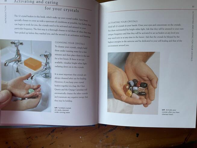 Książka o UZDRAWIANIU KRYSZTAŁAMI