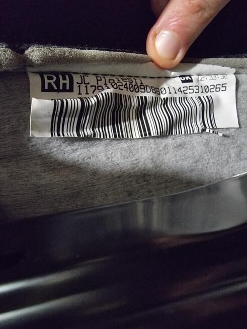 Oparcie fotel przód pasażer Mercedes CLA W117