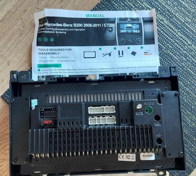 Radio z nawigacją i kamerą do Mercedes B200 2008-2011