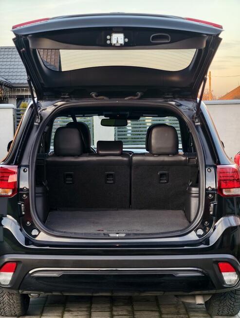 Mitsubishi Outlander 2.4 LIMITED EDITION 7-Osobowy ZAMIANA