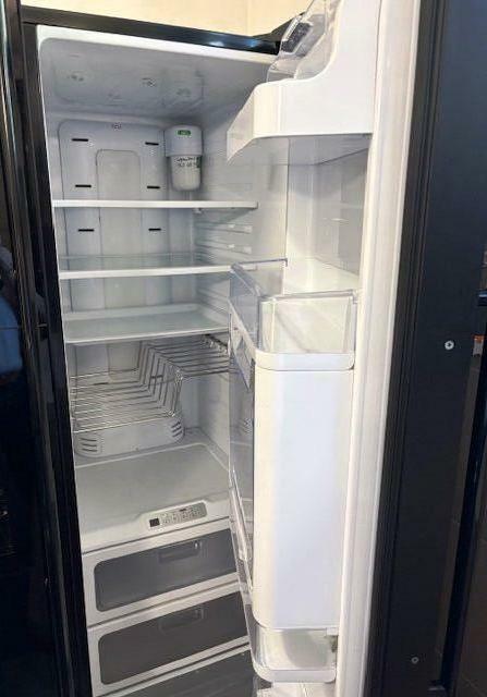 SPRZEDAM Lodówka Samsung RSH5ZLBG Side by Side :