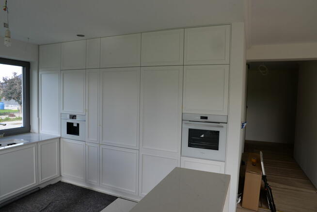 Kuchnie na wymiar , meble łazienkowe i pokojowe