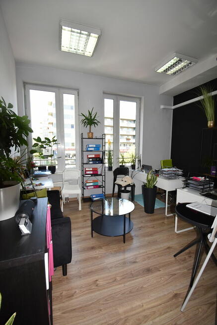 Wynajmę biuro -ul.Armii Krajowej 8C-Budynek AB