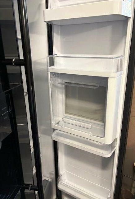 SPRZEDAM Lodówka Samsung RSH5ZLBG Side by Side :