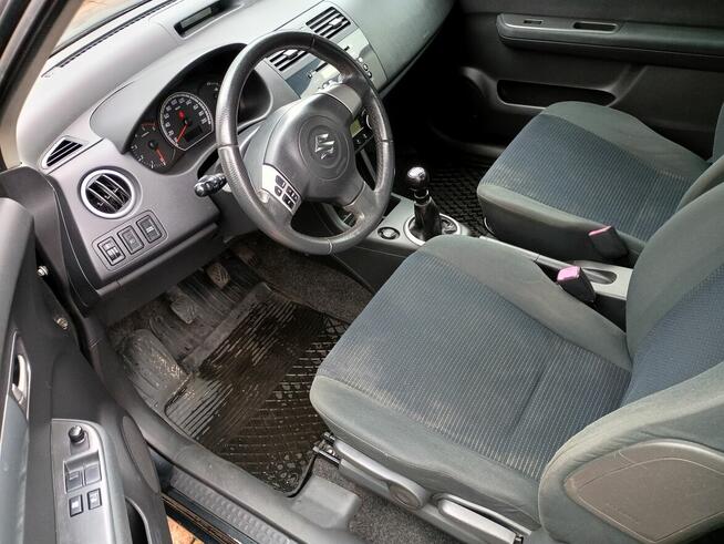 ZABANY Suzuki Swift diesel 2009 r TANIO !!!