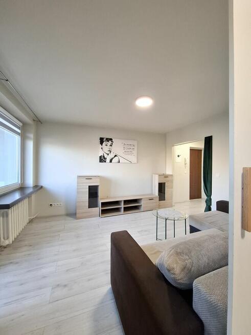 Dwupokojowe mieszkanie w centrum, Glogera