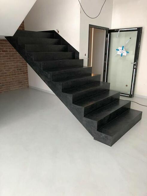 mikrocement podłoga, schody, ściany
