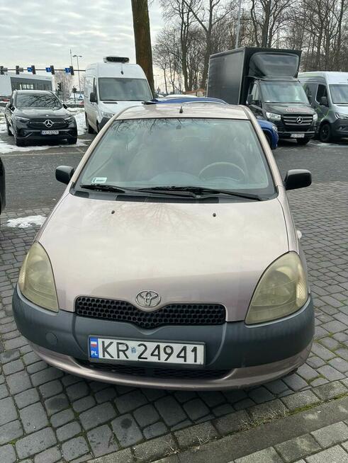 Mały samochód Yaris