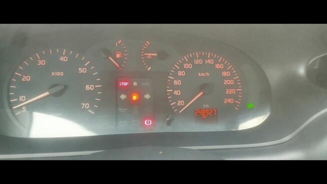 Reno megan clasic silnik 1.4 sprawne jeździ