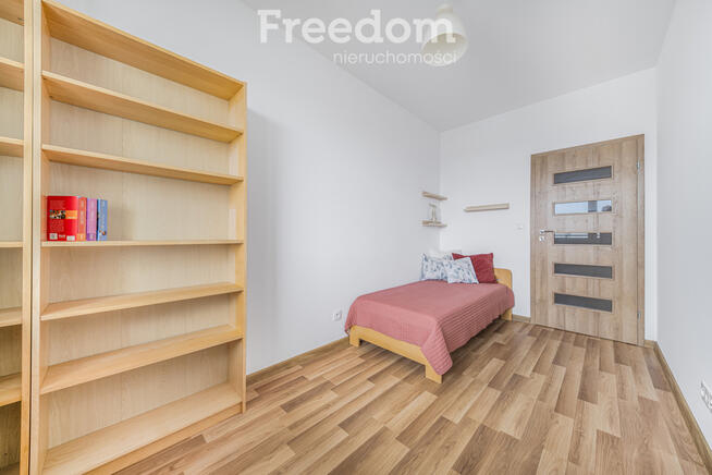 3 pokoje | blisko metra | duża loggia | garderoba