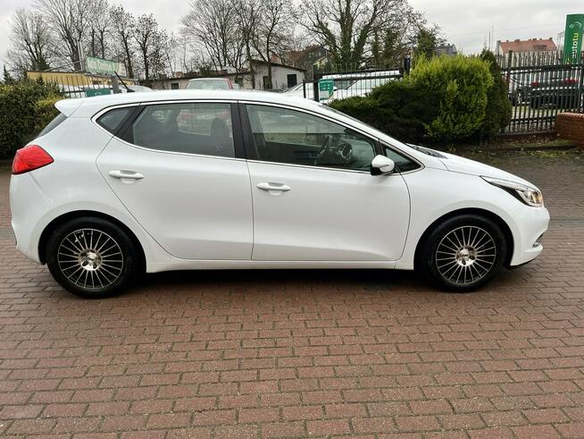 Kia Cee'd CEED 1,6 BENZYNA Navi, Grzane Fotele i kierownica, bezwypadkowy