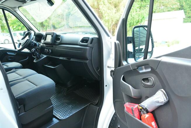 Renault Master max 3 osobowy blaszak L3H2 doka servis