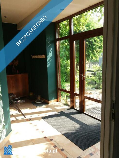 Sprzedam obszerny parterowy dom pod miastem