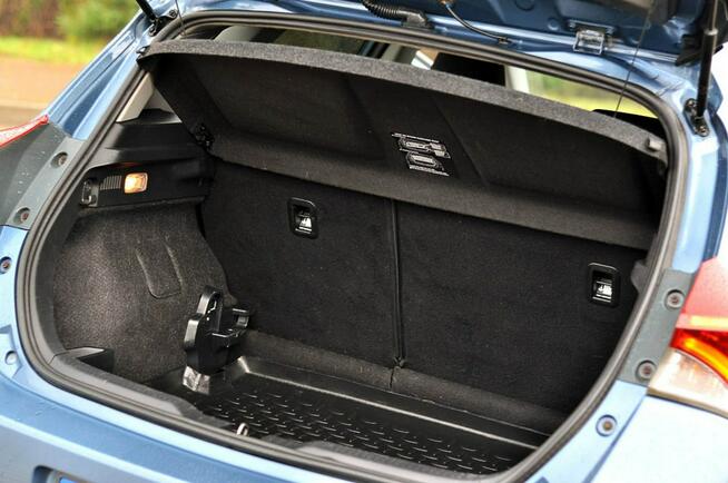 Toyota Auris _1.8 136KM_HYBRID_Led_Kamera_Climatronic_Serwis_