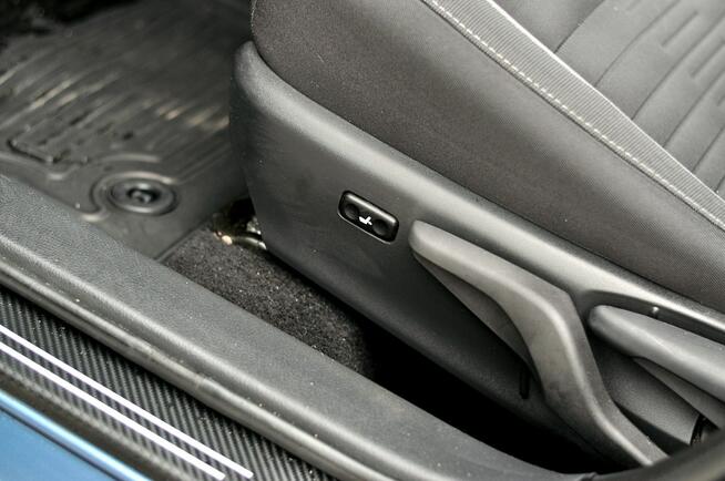 Toyota Auris _1.8 136KM_HYBRID_Led_Kamera_Climatronic_Serwis_