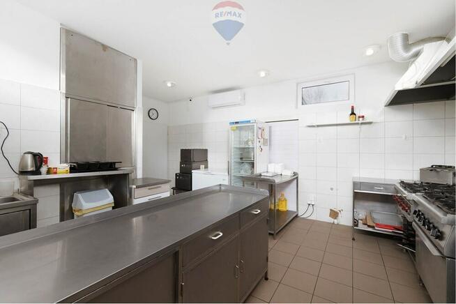 PIerogarnia w super lokalizacji