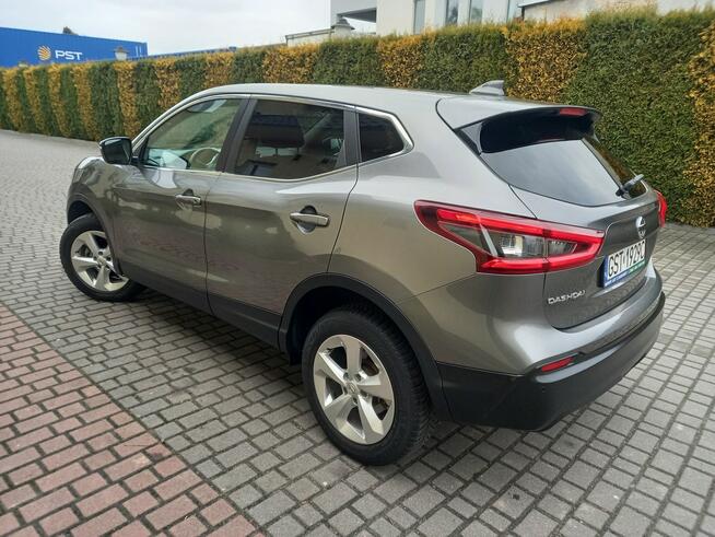 Nissan Qashqai Dci 6-Biegów Duża Nawigacja 2xLedy Kamera 2Kpl Opon Zarejestr. Zadbany