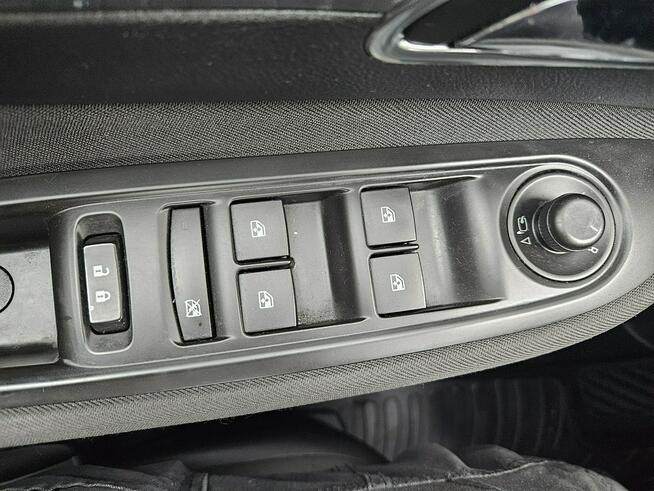 Opel Mokka 4x4 / Klimatyzacja / Tempomat / Podgrzewane fotele / Parktronic x 2