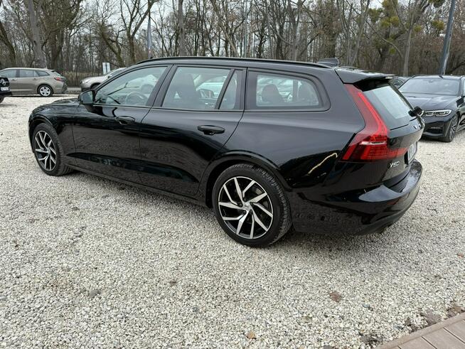 Volvo V60 2.0 T4 Momentum aut, Iwł, Salon PL, VAT 23%