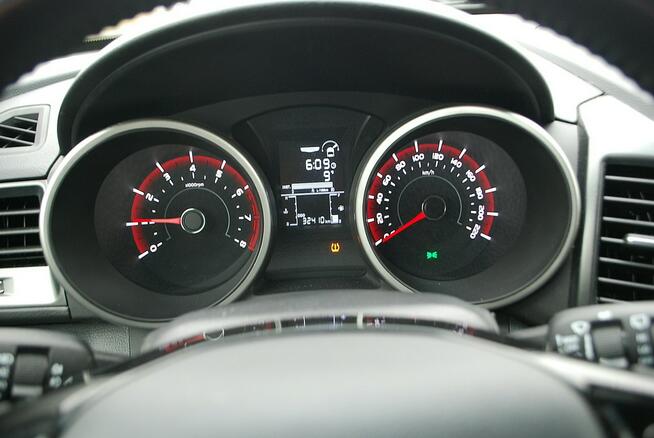 SsangYong XLV Przebieg 32000km. Zarejestrowany w Polsce.