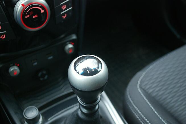 SsangYong XLV Przebieg 32000km. Zarejestrowany w Polsce.