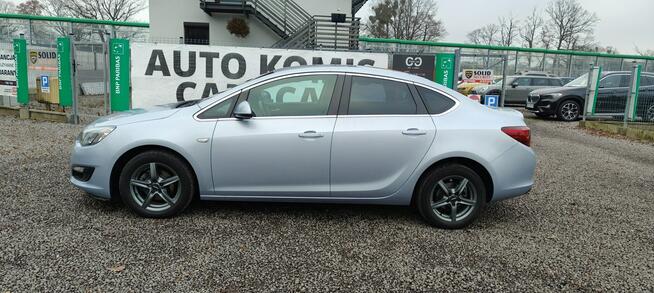 Opel Astra Krajowy, gaz fabryczny.