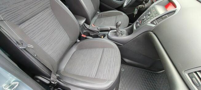 Opel Astra Krajowy, gaz fabryczny.