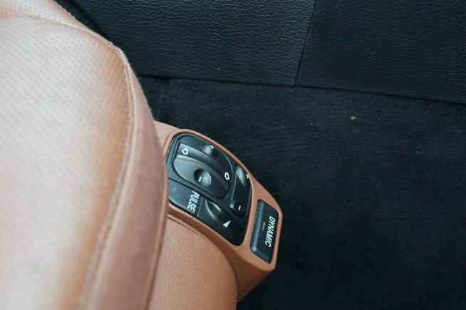 Mercedes E 320 Avantgarde 4-matic Automat Skóra wentylacja grzanie Pamięci Pneumatyka