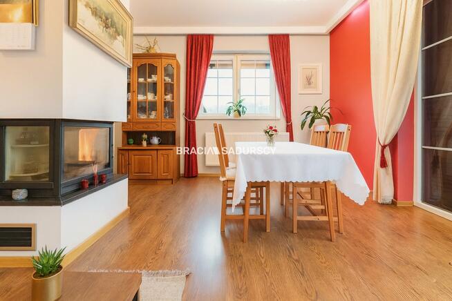 Dom Zagacie gm. Czernichów, Skowronki