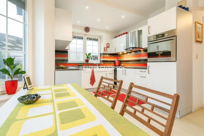 Dom Zagacie gm. Czernichów, Skowronki