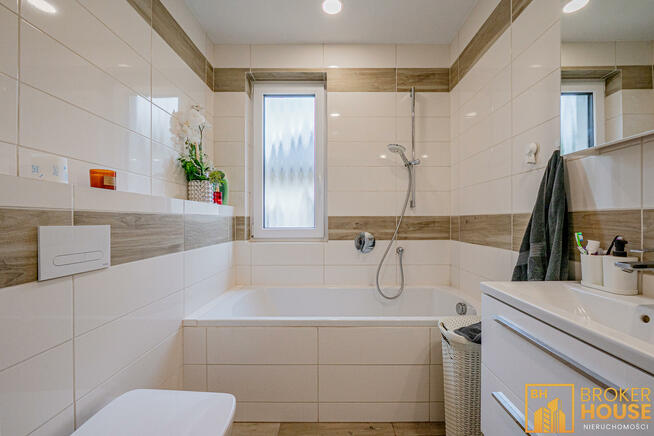 Dom Dylaki gm. Ozimek, Leśna