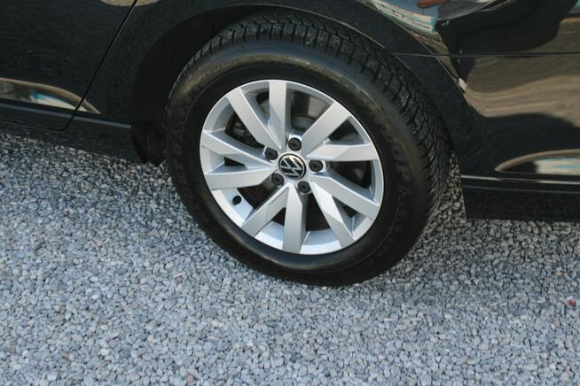 Volkswagen Passat ESSENCE LED F-vat Salon Polska Gwarancja