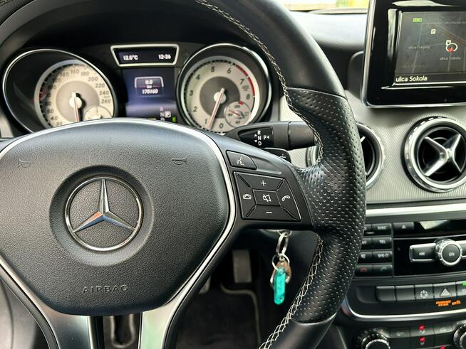 Mercedes GLA 200 LED, Klimatyzacja, Nawigacja, Tempomat, Bluetooth, Bi-Xenon,Łopatki F1