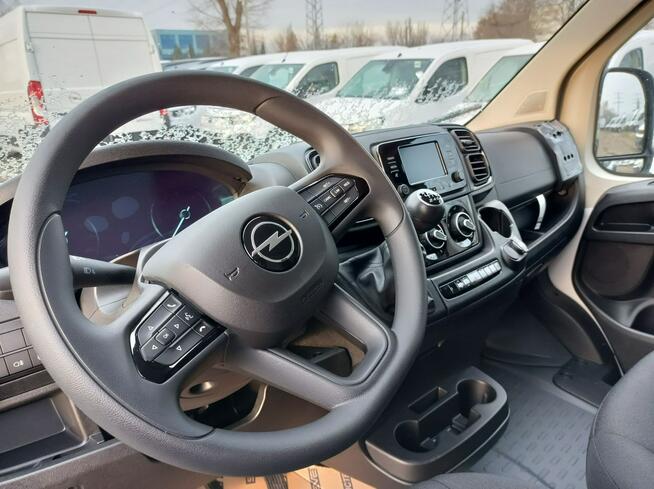 NOWY MODEL Opel Movano Furgon 120KM L2H2 -- 11,5m3 RP 2024 OD RĘKI!