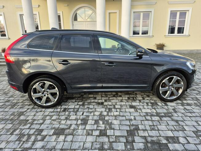 Volvo XC 60 lift skóra grzane fotele nawigacja opłacony ładny egzemplarz