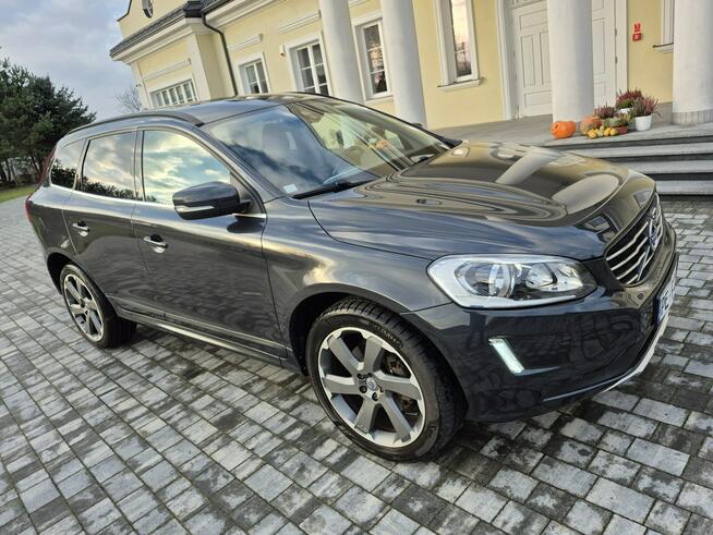 Volvo XC 60 lift skóra grzane fotele nawigacja opłacony ładny egzemplarz