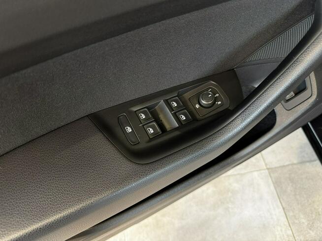 Volkswagen Passat Variant Business 2.0TSI 190KM DSG 2020 r., salon PL