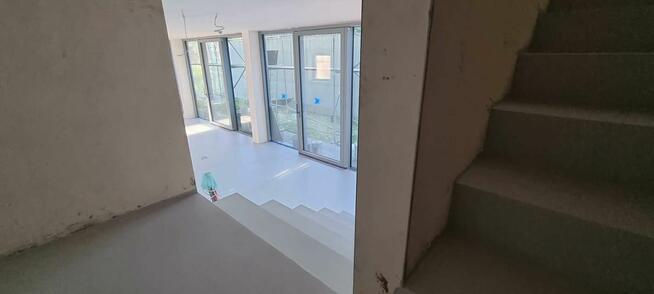 mikrocement podłogi