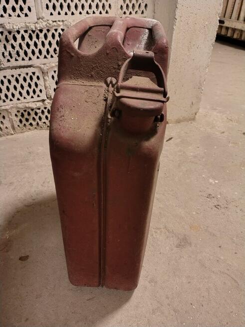 karnister na paliwo uzywany