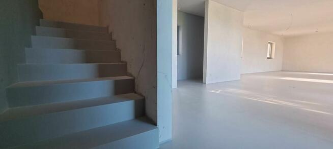 mikrocement podłogi