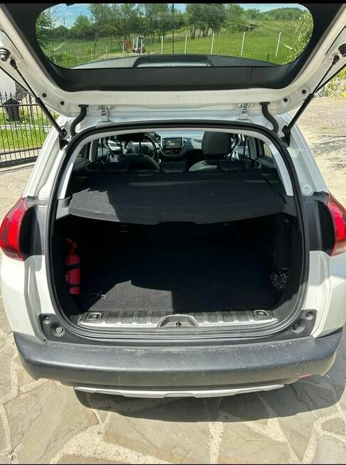 Peugeot 2008 – 2017 r., 1.6 120 KM – bogate wyposażenie, zad